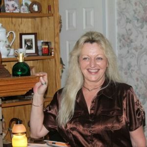 Meet your Posher, Bonita